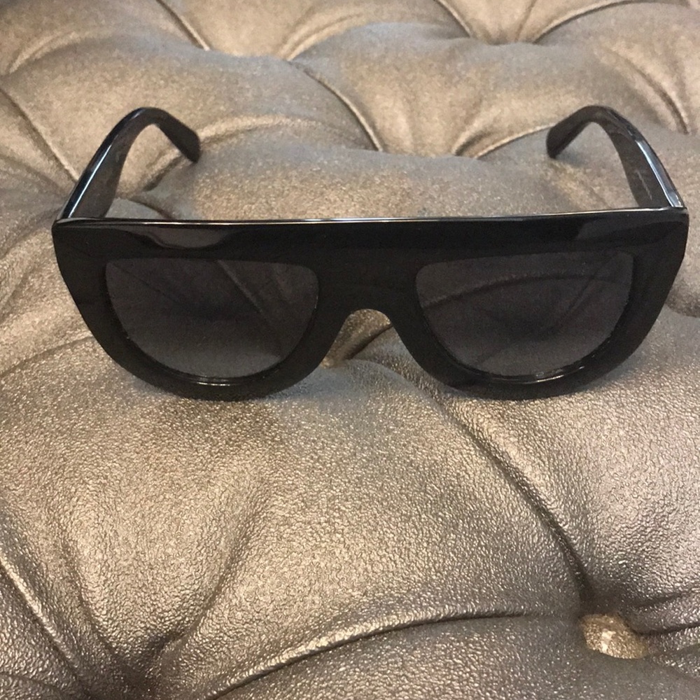 Celine Andrea Sunglasses 🕶 - Picture 6 of 8